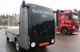 Эксперимент с беспилотными грузовиками расширят на другие российские трассы