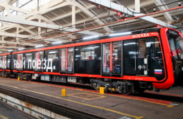Беспилотный поезд в метро Москвы до конца года начнет ходить каждые 1,5 минуты, но без людей