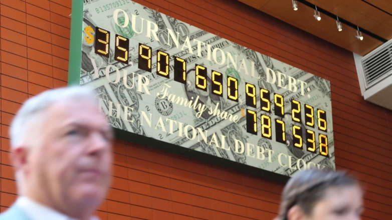 Госдолг США достиг рекордной отметки в $39 трлн
