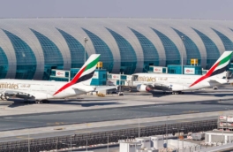 Аэропорт Дубая остановил работу на неопределенный срок