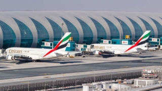 Аэропорт Дубая остановил работу на неопределенный срок