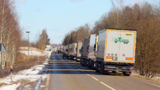 Белоруссия разрешила литовским фурам выехать из страны впервые с ноября