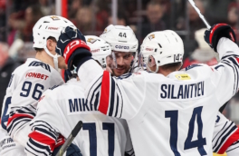 Регулярный чемпионат КХЛ впервые выиграл "Металлург"