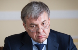 Экс-главу Росалкогольрегулирования Чуяна заочно приговорили к 12 годам лишения свободы