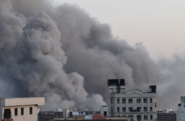 В Иране предупредили о кислотных дождях после ударов по нефтехранилищам