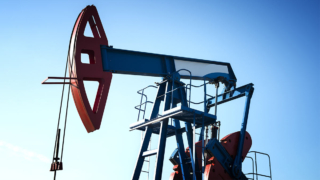 Страны ОПЕК+ договорились увеличить добычу нефти в июле