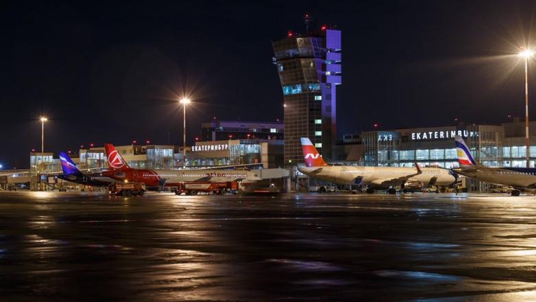 В Екатеринбурге приземлились два эвакуационных рейса из Дубая с российскими туристами