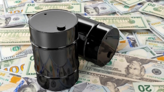 Дмитриев назвал рост цены на нефть до $100 за баррель неизбежным