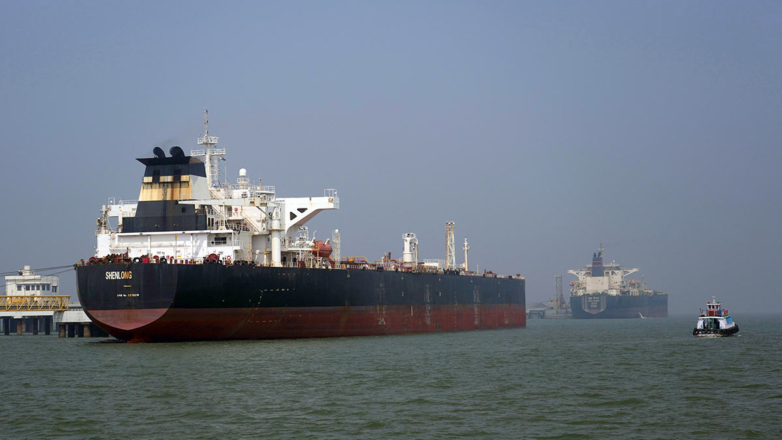 Плату за проход через Ормузский пролив закрепят в законе, объявили в Иране