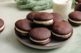 Каждые выходные пеку шоколадные пирожные со сливочным кремом: готовятся моментально, съедаются еще быстрее