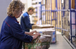 В РФ вдвое сокращен срок изъятия автомобилей и товаров, не востребованных на таможне