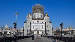 Купола и кресты храма Христа Спасителя восстановят к лету