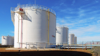 Ультразвуковой измеритель уровня нефтепродуктов компактнее и дешевле аналогов разработали в Сибири