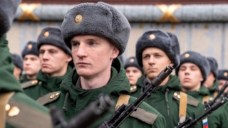 Штатную численность ВС РФ увеличили