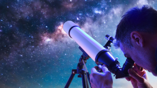 Главные звездопады весны 2026: когда и где смотреть на потоки Лириды и Эта-Аквариды