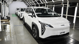 Электромобиль UMO 5 получит полностью российскую батарею к 2027 году