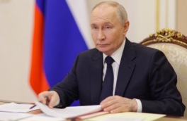 Штрафы для самозанятых, ограничения для электровелосипедов, поддержка участников СВО: какие поручения правительству дал Путин