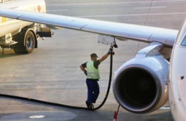 В мае в ряде аэропортов мира ожидается нехватка топлива из-за войны в Иране
