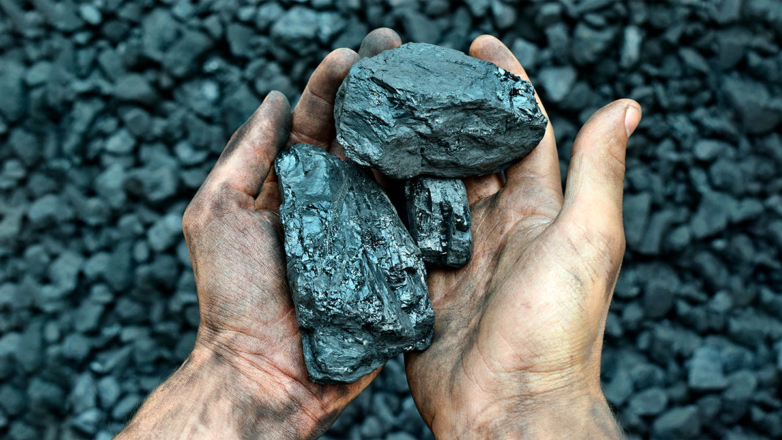 Сибирские экспортеры угля отзывают оферты из-за рисков на фоне конфликта на Ближнем Востоке