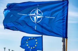 СМИ: НАТО проводит встречи с кинематографистами