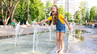 Лето будет теплым, а где-то даже жарким: Гидрометцентр РФ дал прогноз по регионам