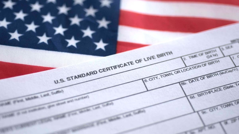 ICE США начала расследование схем "родильного туризма" для получения гражданства