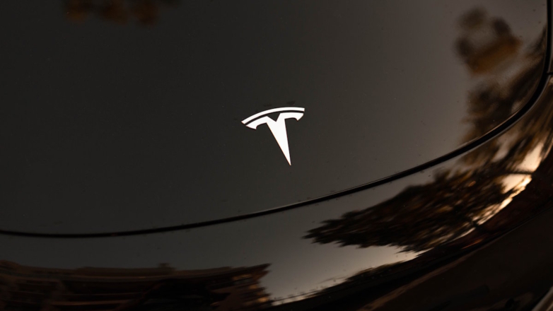 Tesla готовит компактный кроссовер