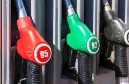 В Севастополе возобновили продажу бензина, на АЗС образовались очереди