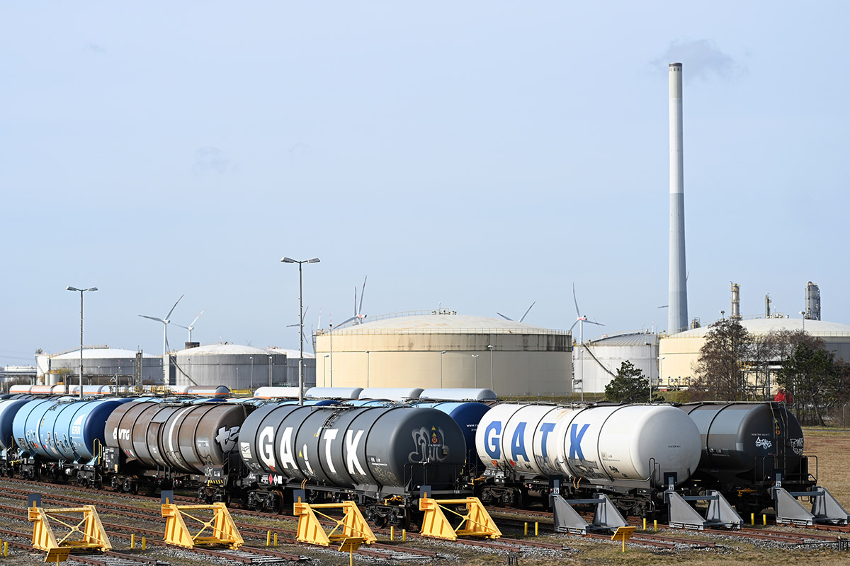 нефтехранилище