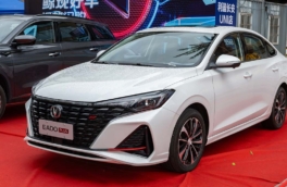 Бюджетный седан Changan Eado Classic поступил в продажу
