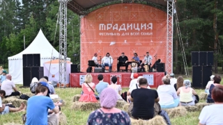 Новинки фолк-музыки, поэзия и спектакли: что посмотреть и послушать на "Традиции"