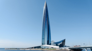 Строительство двух новых башен "Лахта-центра" поддержали в правительстве Петербурга