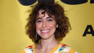 Перевоплощение из женщины-Халка в мать-одиночку: Татьяна Маслани втянута в мир шантажа в сериале "Максимальное удовольствие гарантировано"
