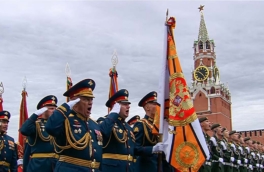 Мировые СМИ транслируют парад Победы на Красной площади