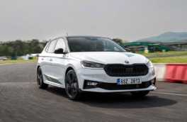 Skoda выпустила 177-сильную версию Fabia в стиле раллийного болида