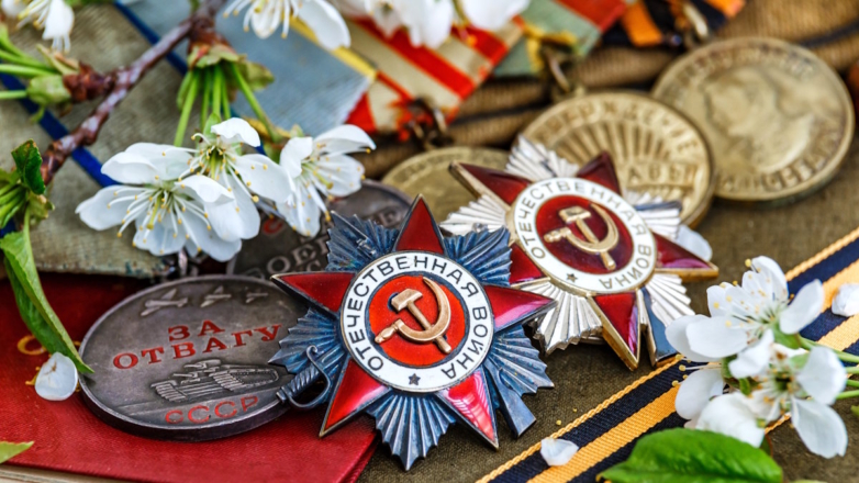 Посольство РФ потребовало от властей Берлина отменить запрет на символику Победы на мемориалах