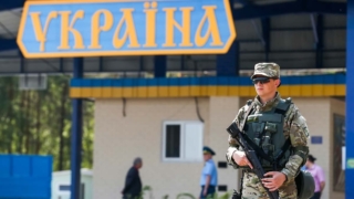 На Украине предложили запретить выезд за границу мужчинам с бронью от мобилизации