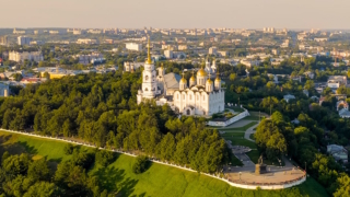 Куда едут без перелетов: рейтинг малых туристических городов России