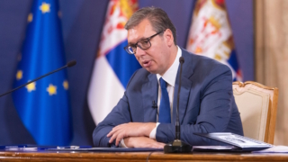 Безвизовый режим для россиян в Сербии отменен не будет, заверил Вучич