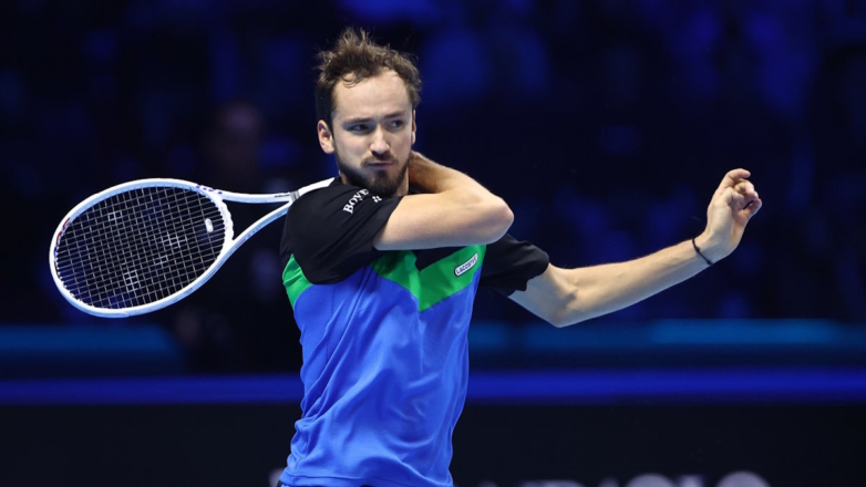 Медведев вышел в четвертьфинал ATP-500 в Галле, обыграв Атмана