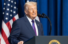 Трамп заявил, что ему предстоит сделать выбор между сделкой с Ираном и тем, чтобы "покончить с ним"