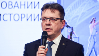 ИИ проверил на фейковые цитаты российские учебники по обществознанию и истории