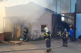 Четыре человека погибли в результате взрыва и пожара в ангаре у Финляндского вокзала в Петербурге