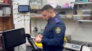 После массового отравления в кафе в Пятигорске 50 человек попали в больницу