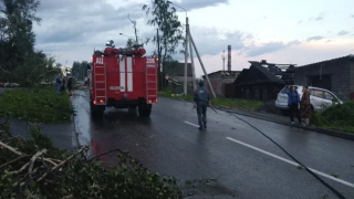 Число пострадавших от последствий урагана в Свердловской области увеличилось до 16
