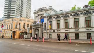 Посольство Кипра сообщило о прекращении работы визовых центров в России