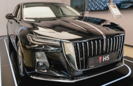 Hongqi привезет в Россию кроссовер HS6 и обновленный седан H5