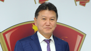 Илюмжинов хочет вновь возглавить FIDE и обещает вернуть Карлсена