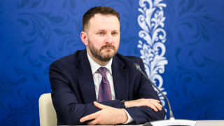 Орешкин объяснил, почему Центробанки мира массово скупают золото