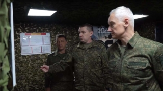 Белоусов проинспектировал группировку войск "Восток"